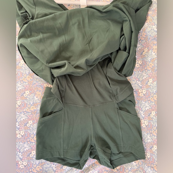 Lululemon Athletica Dark Green Short Sleeve Mini Dress - Picture 4 of 4